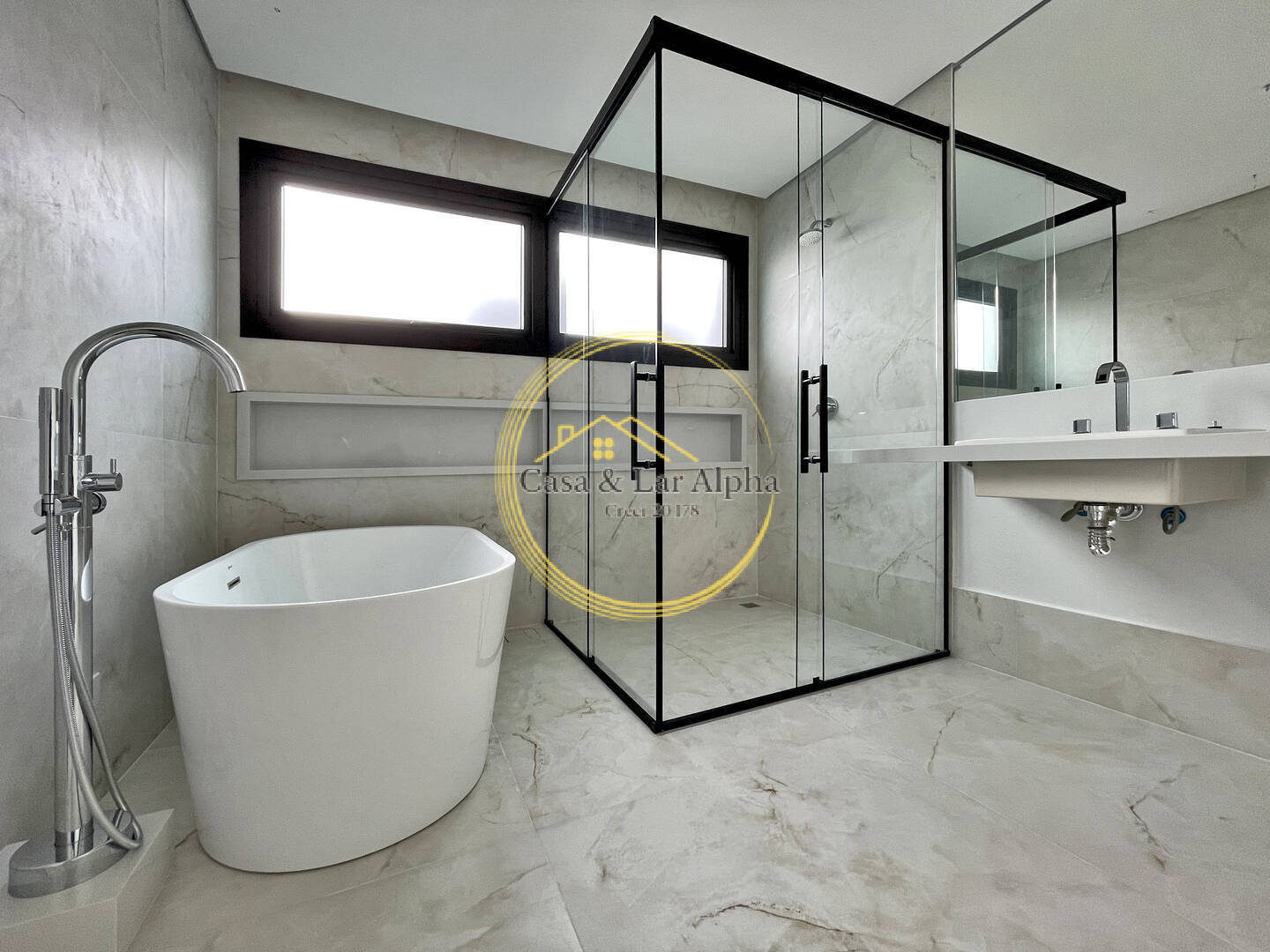 Casa, 4 quartos, 350 m² - Foto 49