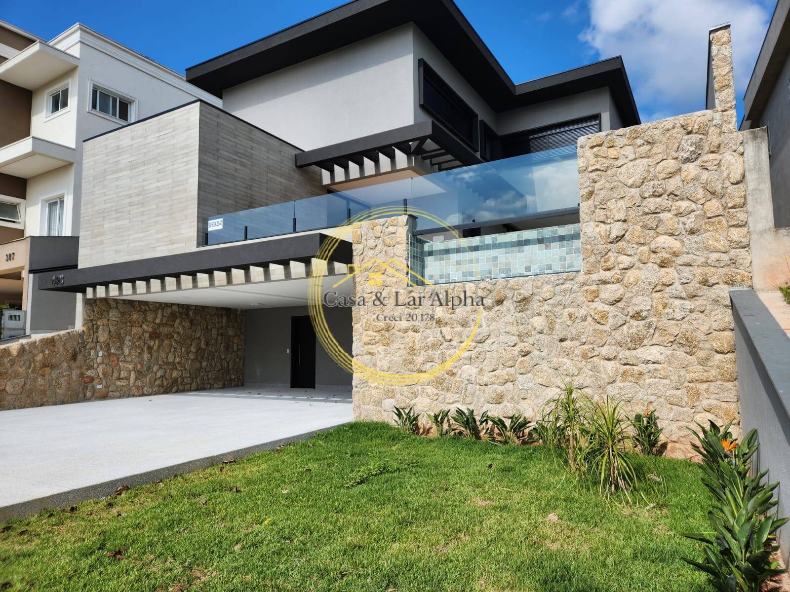 Casa, 4 quartos, 364 m² - Foto 1
