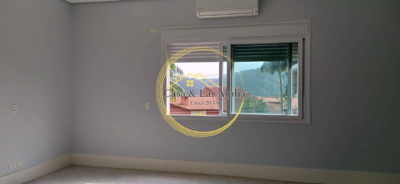 Casa para alugar com 4 quartos, 1500m² - Foto 29