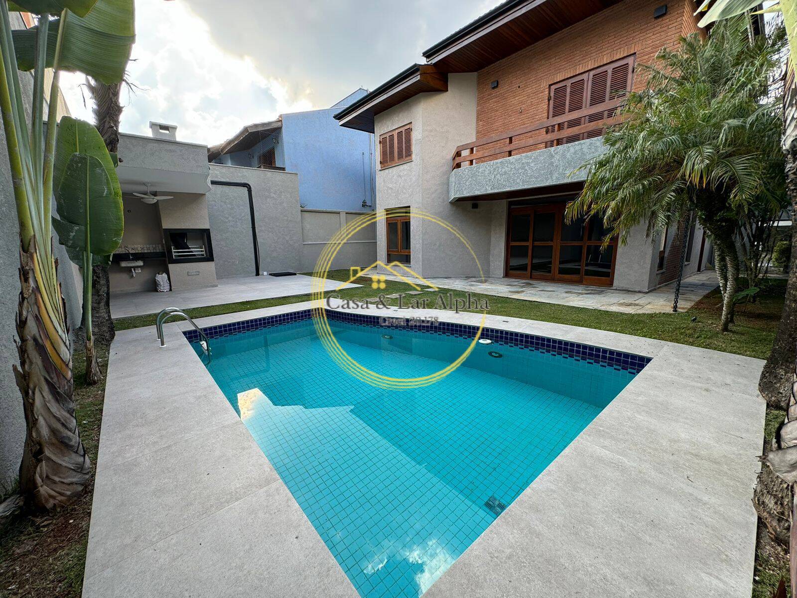Casa, 4 quartos, 380 m² - Foto 1