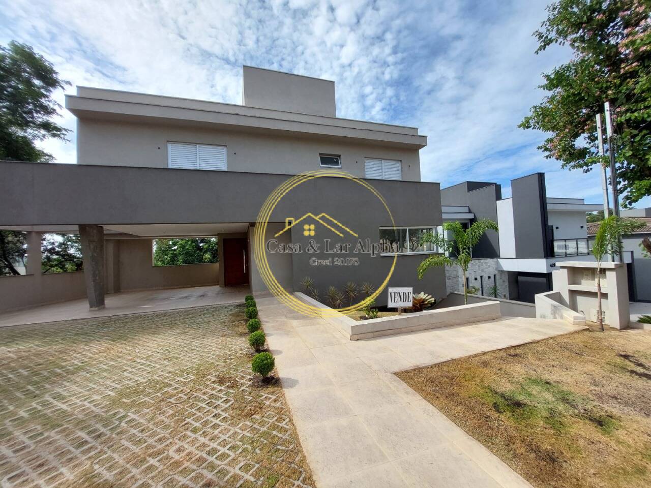 Casa, 3 quartos, 286 m² - Foto 1