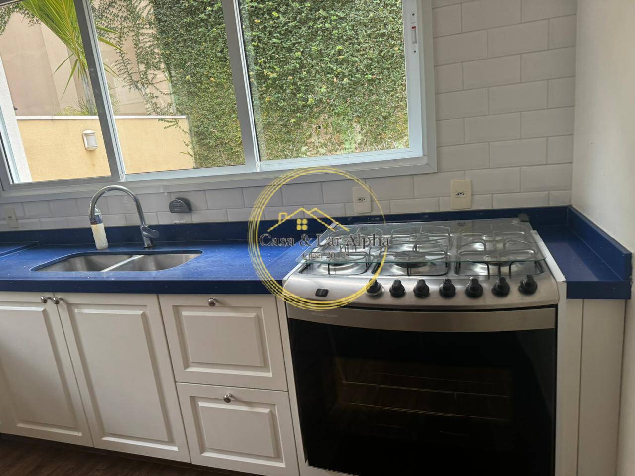 Casa à venda e aluguel com 4 quartos, 440m² - Foto 14