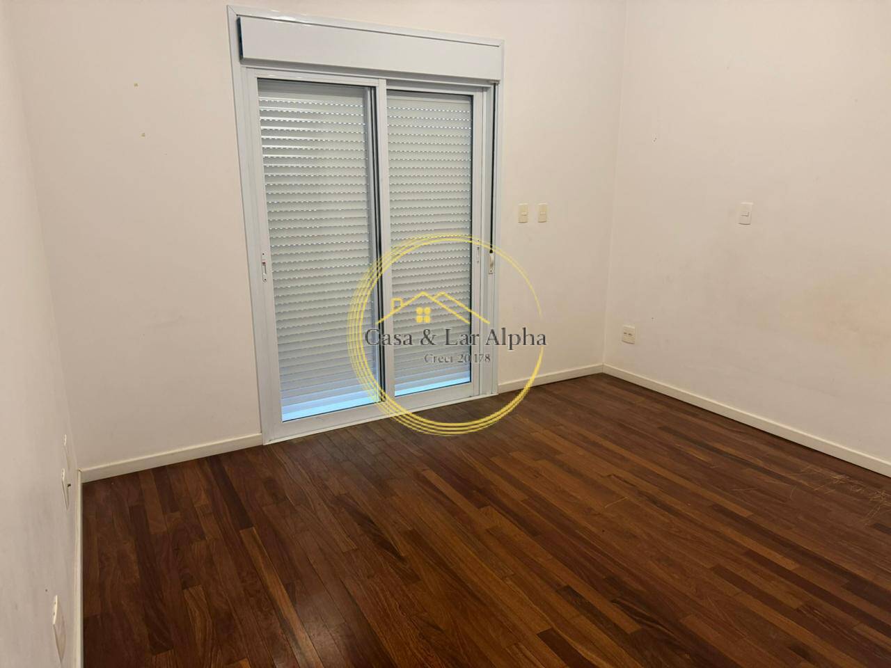 Casa à venda e aluguel com 4 quartos, 440m² - Foto 21