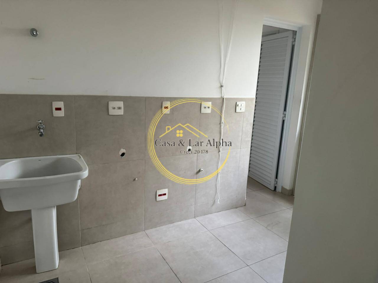 Casa à venda e aluguel com 4 quartos, 440m² - Foto 23