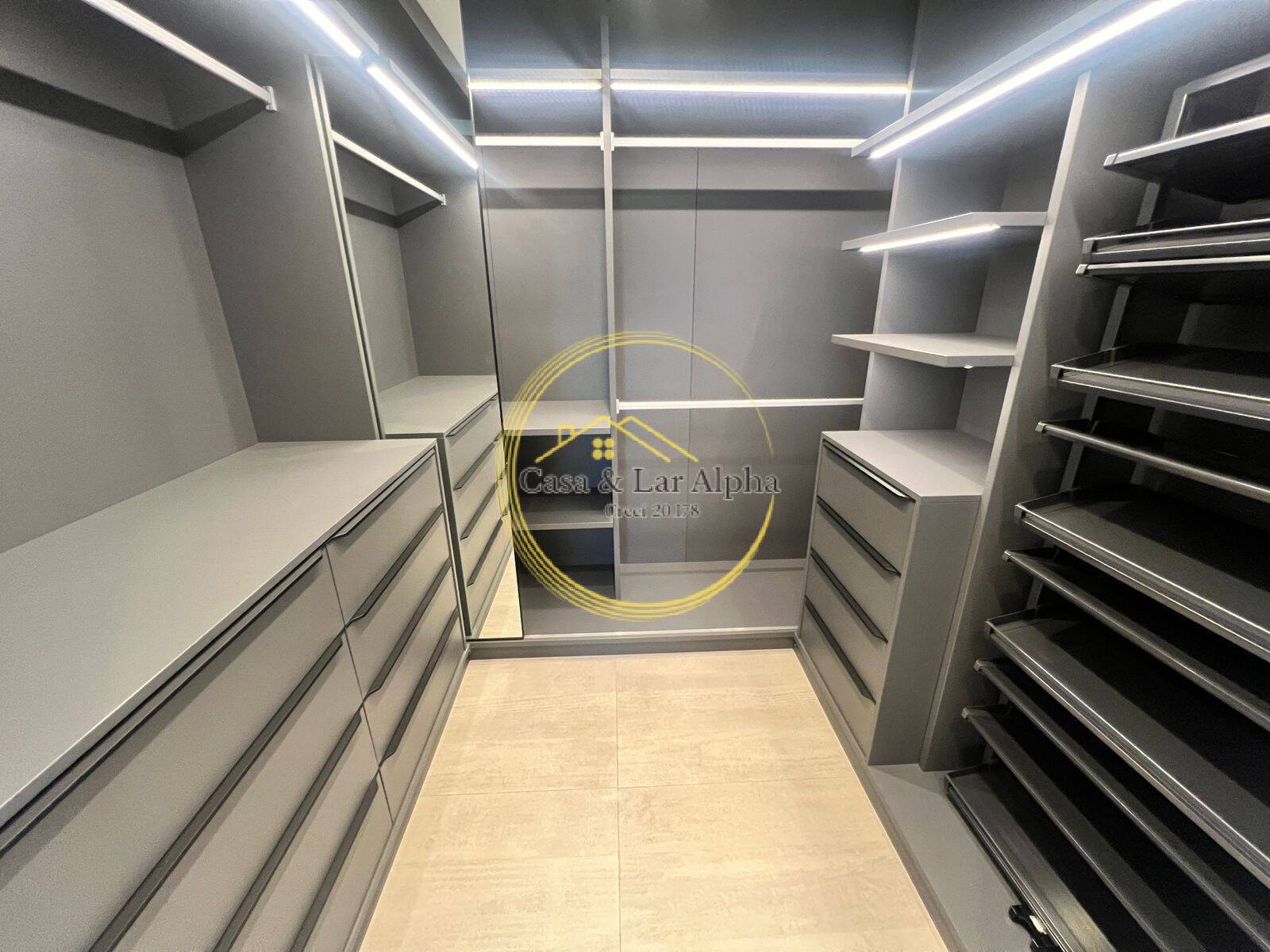 Apartamento, 3 quartos, 176 m² - Foto 2