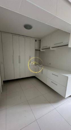Apartamento para alugar com 3 quartos, 176m² - Foto 10