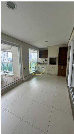Apartamento para alugar com 3 quartos, 176m² - Foto 4