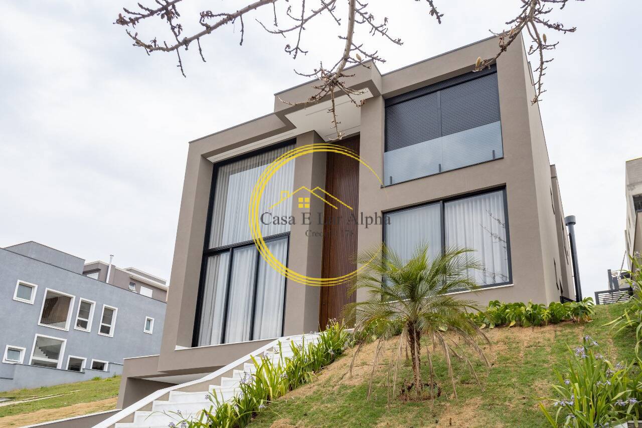 Casa, 4 quartos, 370 m² - Foto 1