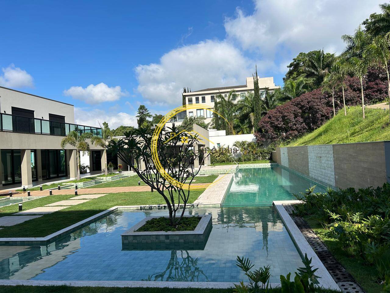 Casa, 4 quartos, 1305 m² - Foto 13