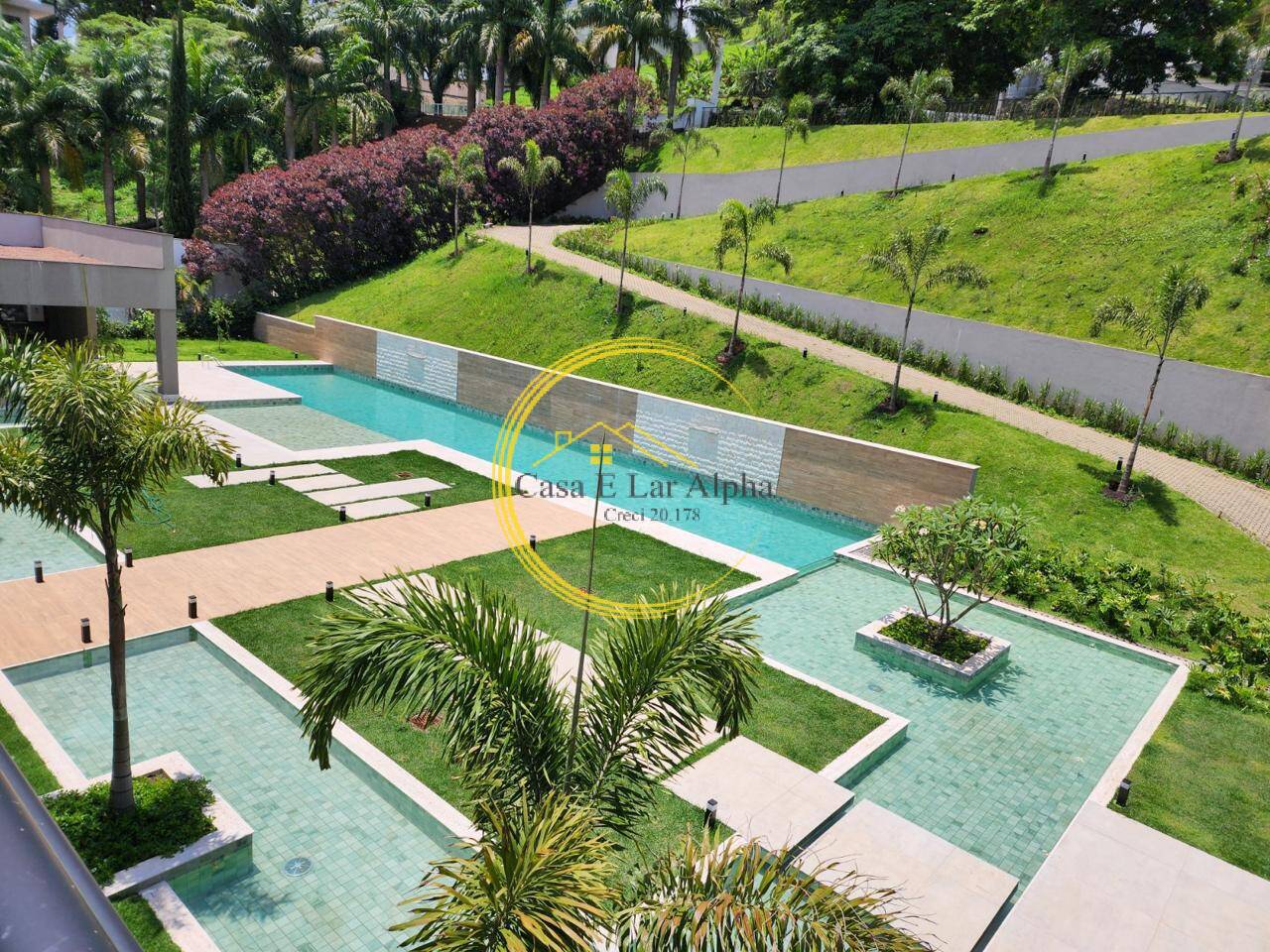Casa, 4 quartos, 1305 m² - Foto 9