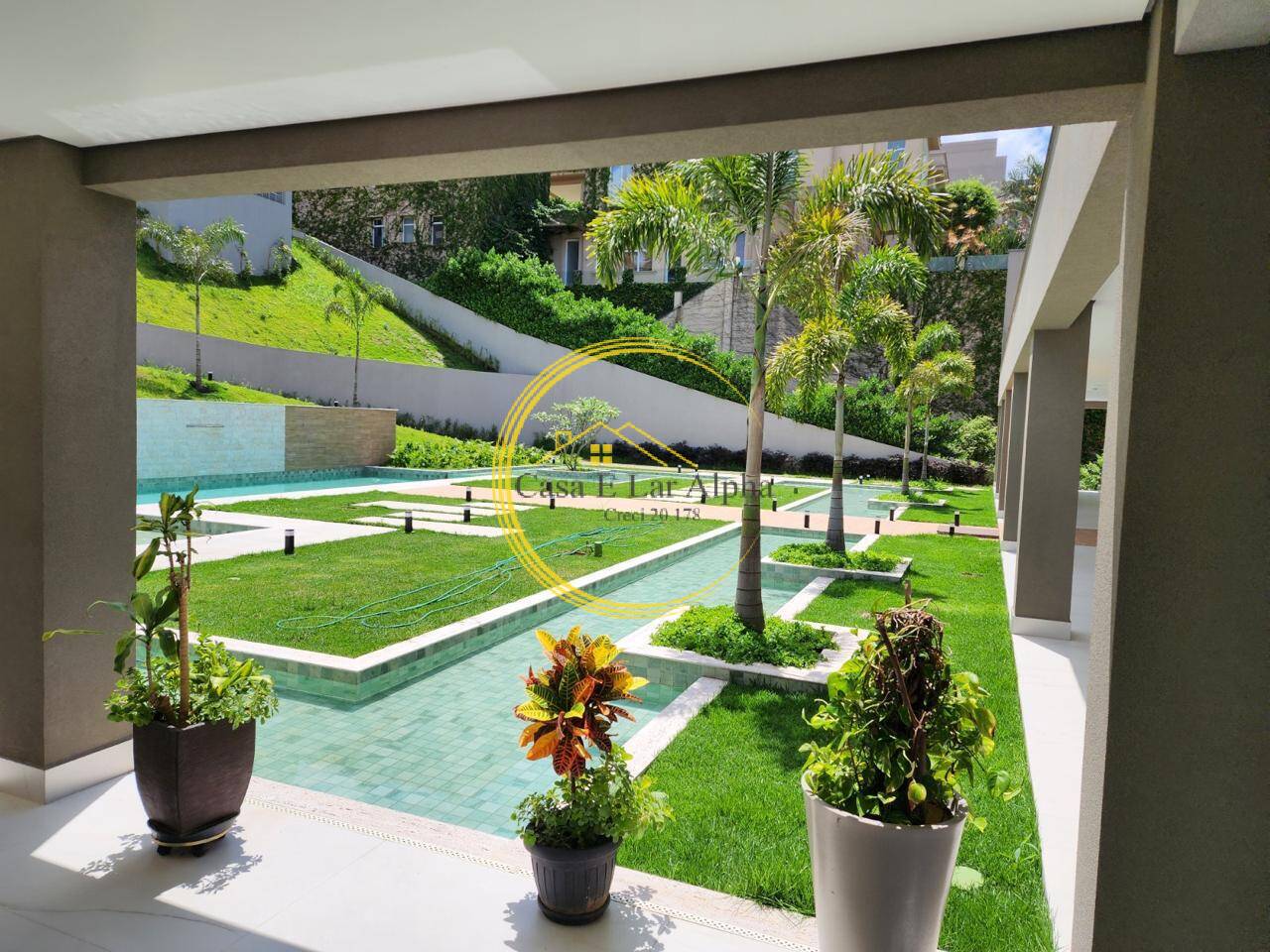 Casa, 4 quartos, 1305 m² - Foto 14