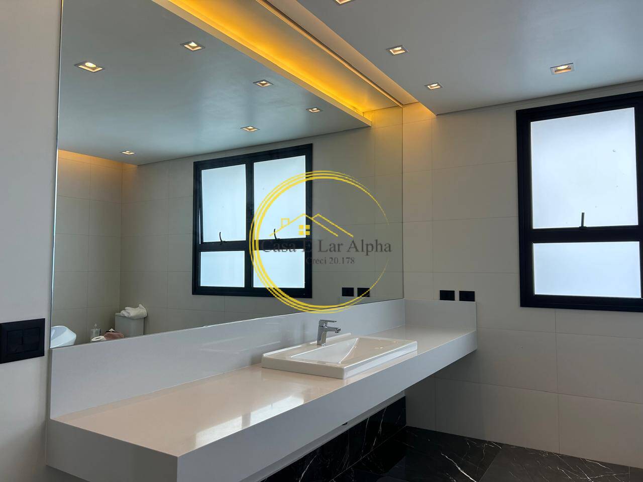 Casa, 4 quartos, 1305 m² - Foto 60